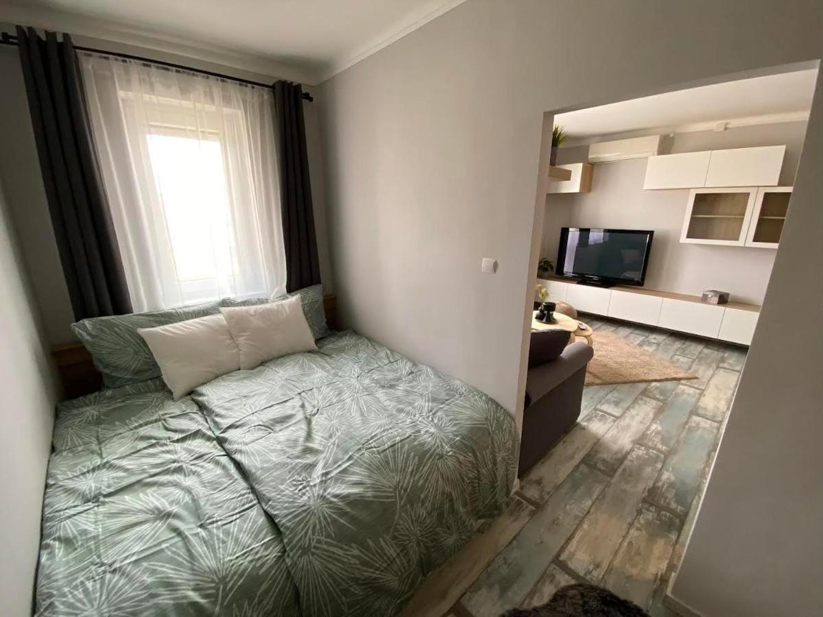 Chill Apartman ミシュコルツ エクステリア 写真